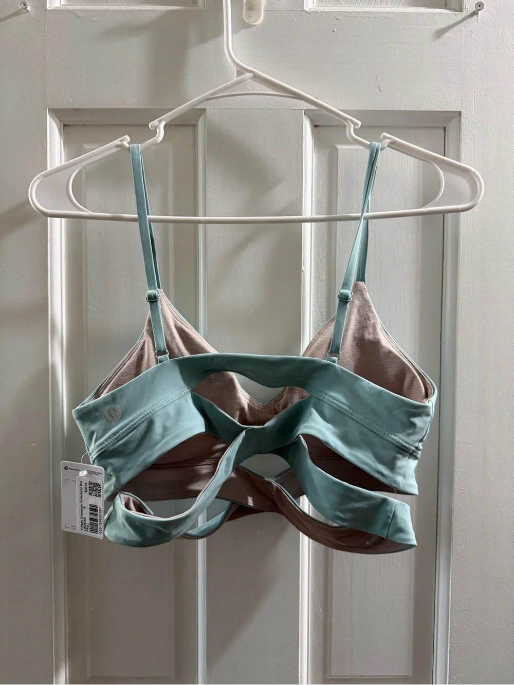 lululemon athletica Frost Strappy Twist Sports Bra size 8